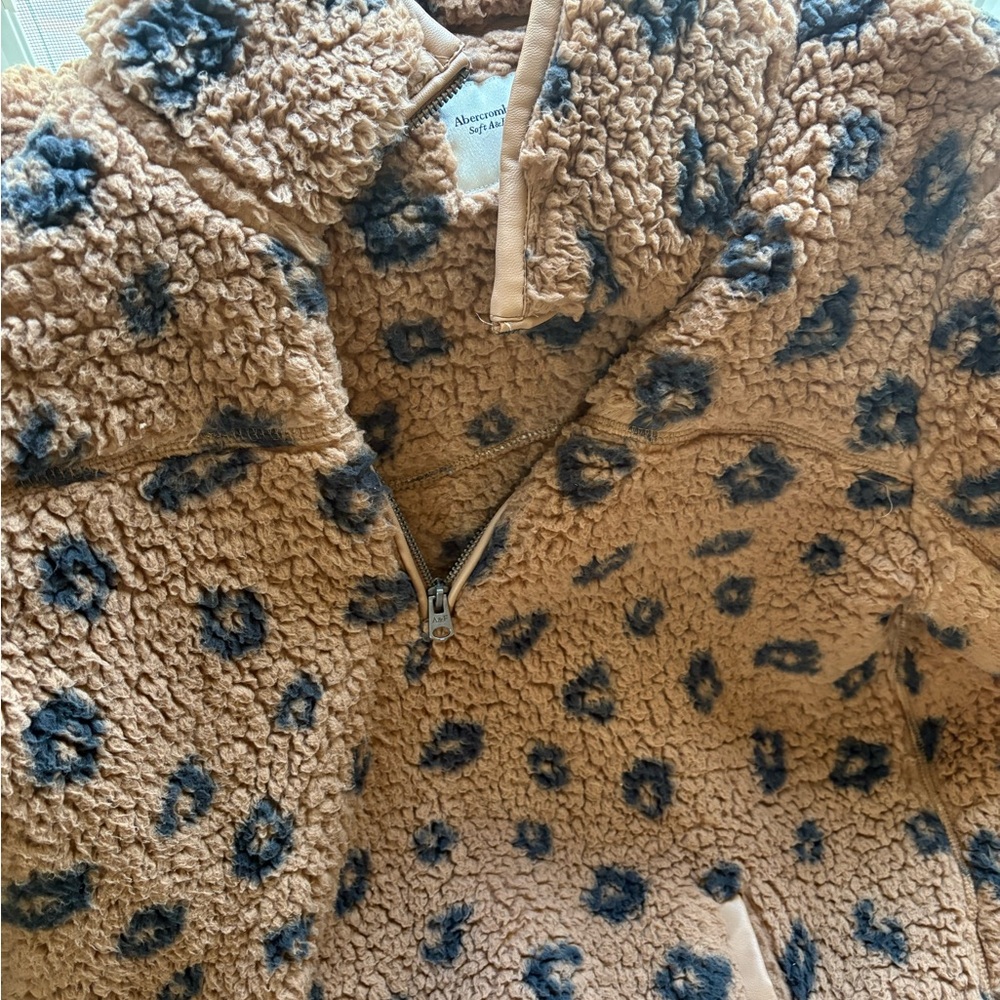 Abercrombie Tan and black Fleece Jacket